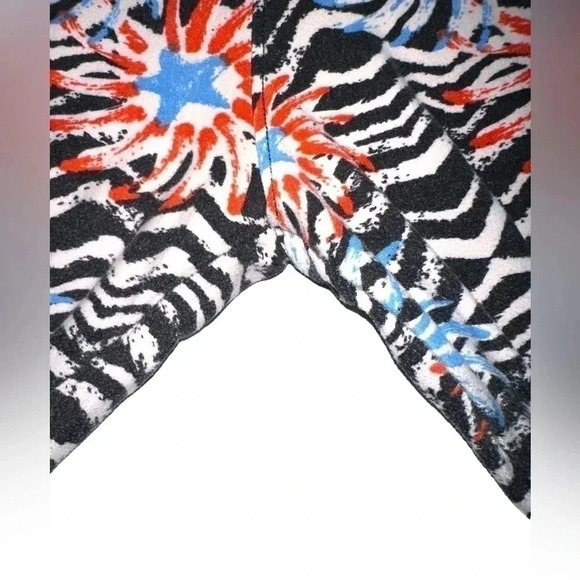 2pair TC lularoe Americana Leggings. One floral flags, one fireworks. VGUC - Picture 3 of 11